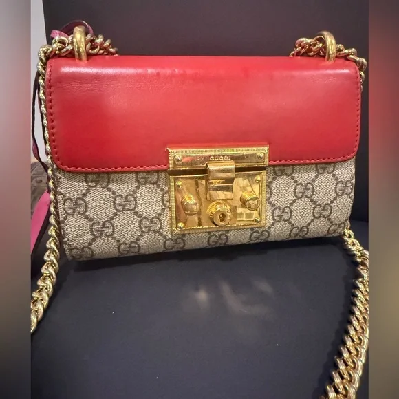 GG Supreme Monogram Padlock red and pink bag with gold chain - Picture 6 of 16